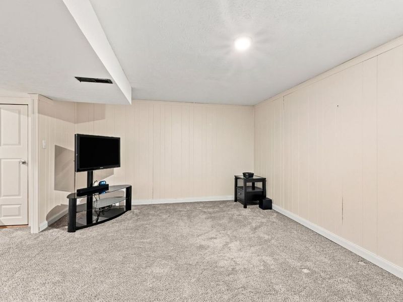 3495 Amberway Court, Colerain Township, OH 45251 Photo 23