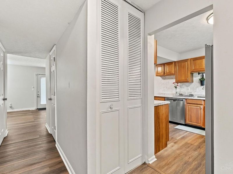 3495 Amberway Court, Colerain Township, OH 45251 Photo 3