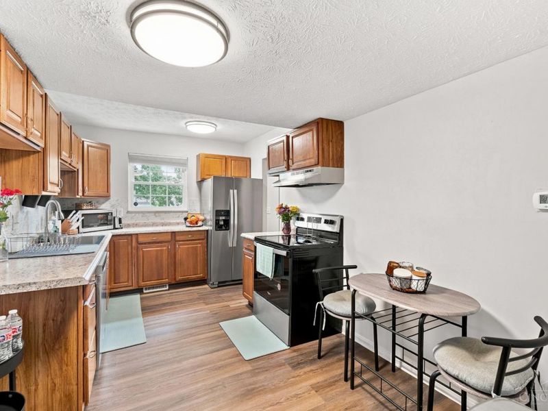 3495 Amberway Court, Colerain Township, OH 45251 Photo 7