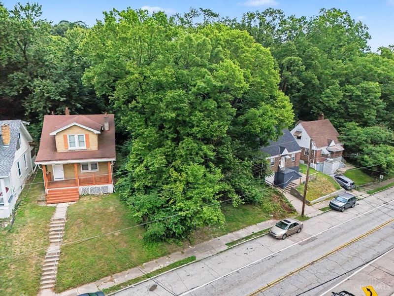 410 Elberon Avenue, Cincinnati, OH 45205 Photo 3