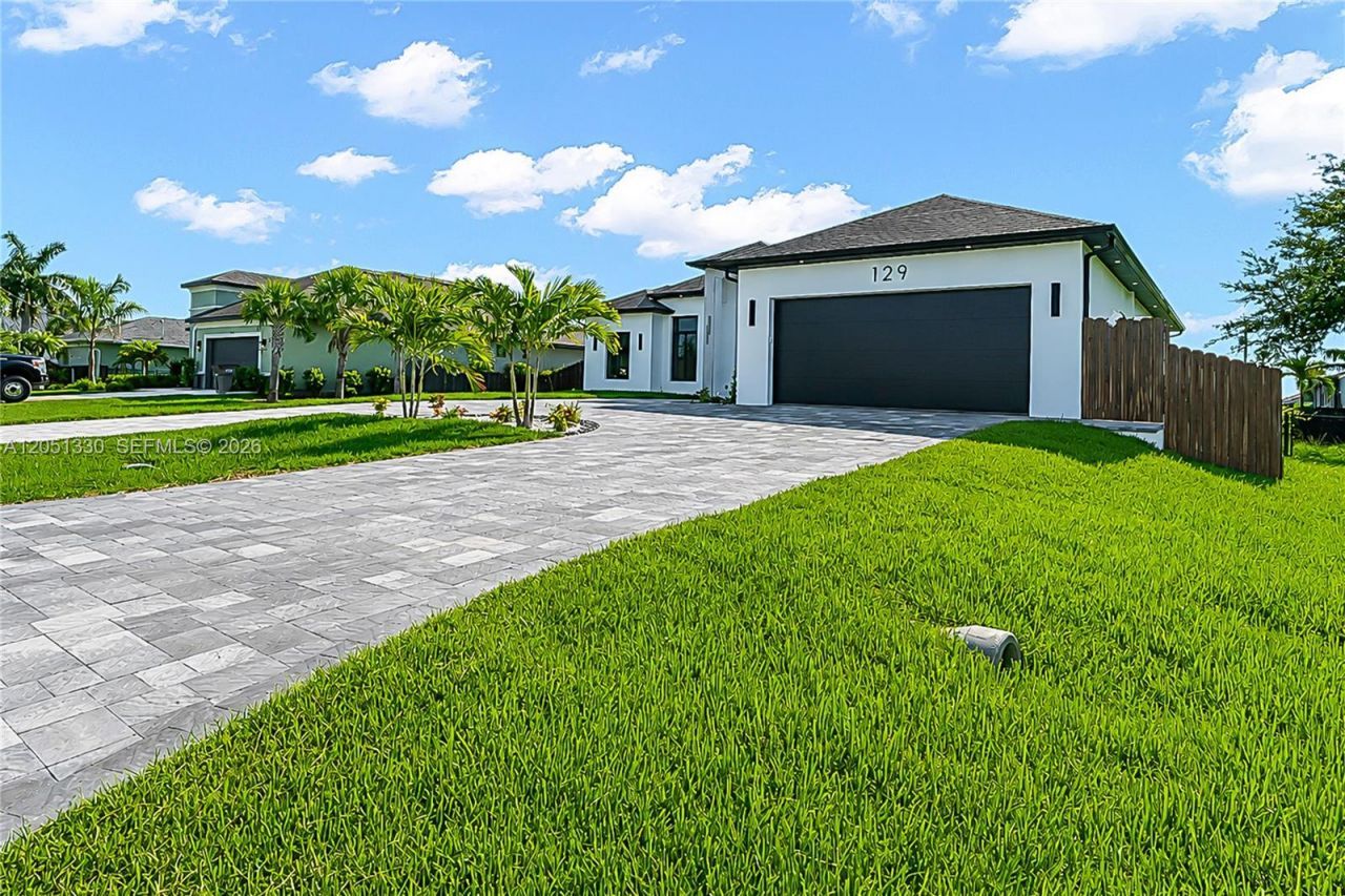 129 SW 34th Ave , Cape Coral, FL 33991 Photo