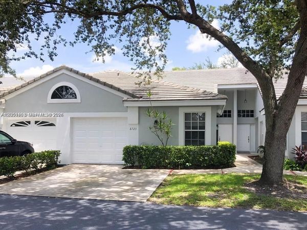 8723 Forest Hills Blvd , Coral Springs, FL 33065