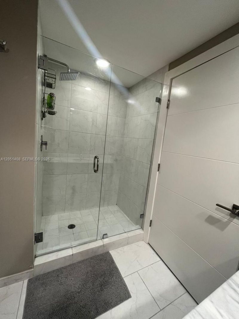 951 Brickell Ave, Unit 1706, Miami, FL 33131 Photo