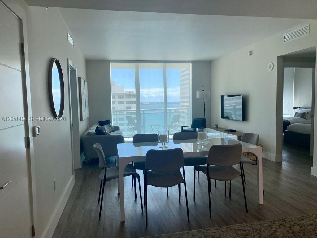 951 Brickell Ave, Unit 1706, Miami, FL 33131 Photo