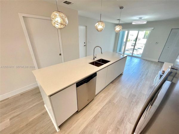 2535 NE 193rd St , Unit 3212, Miami, FL 33180