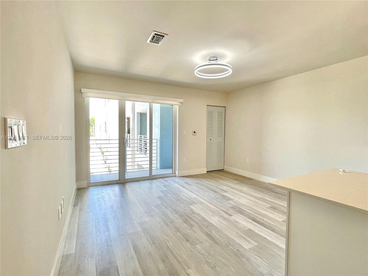2535 NE 193rd St , Unit 3212, Miami, FL 33180 Photo