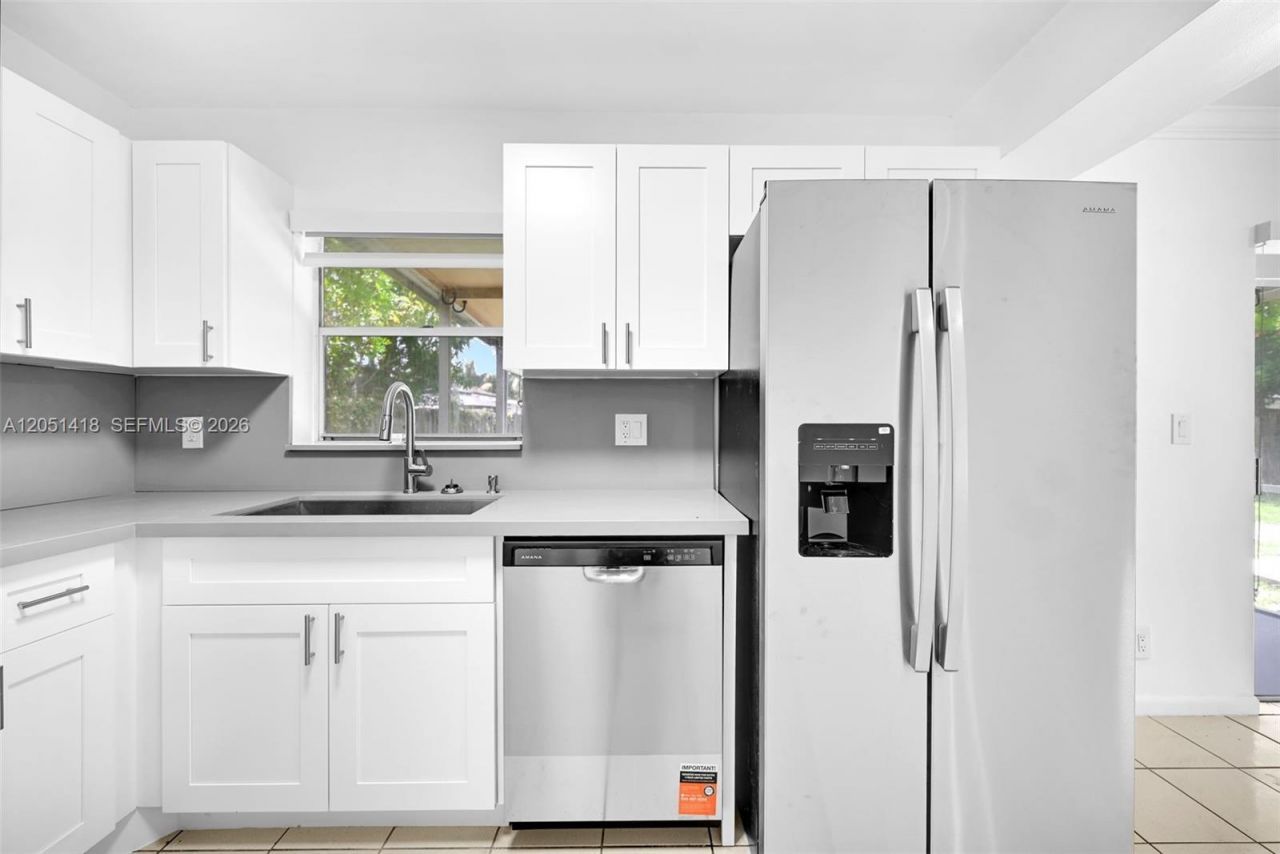 304 SW 77th Ter , North Lauderdale, FL 33068 Photo