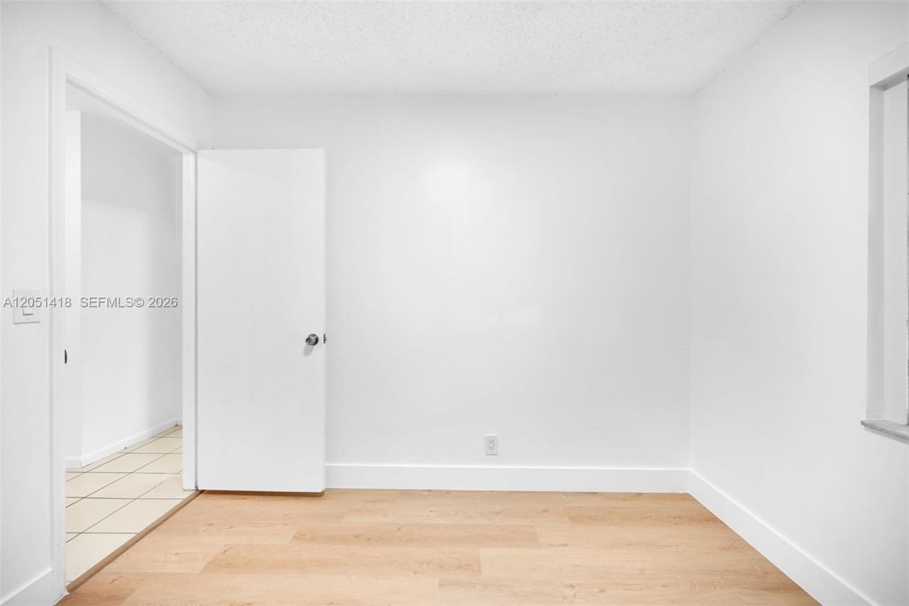 304 SW 77th Ter , North Lauderdale, FL 33068 Photo