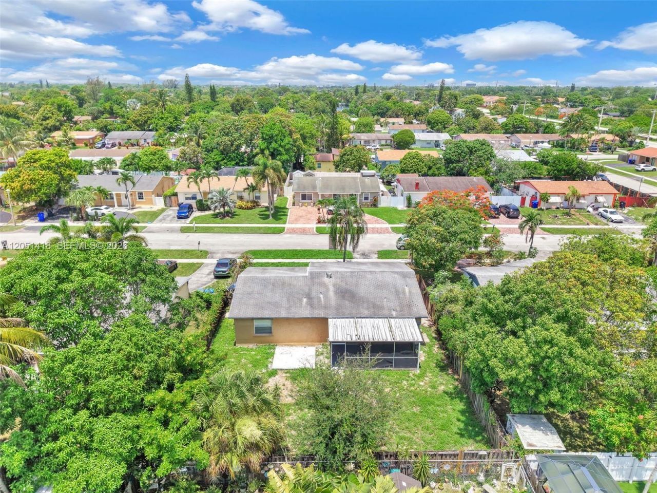 304 SW 77th Ter , North Lauderdale, FL 33068 Photo