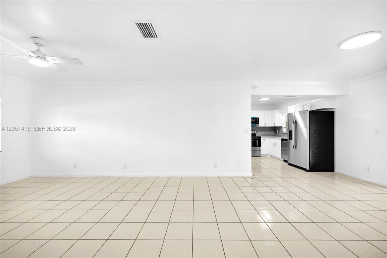 304 SW 77th Ter , North Lauderdale, FL 33068 Photo