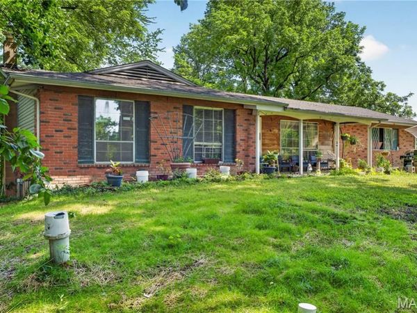 10500 Toelle Lane , St Louis, MO 63137