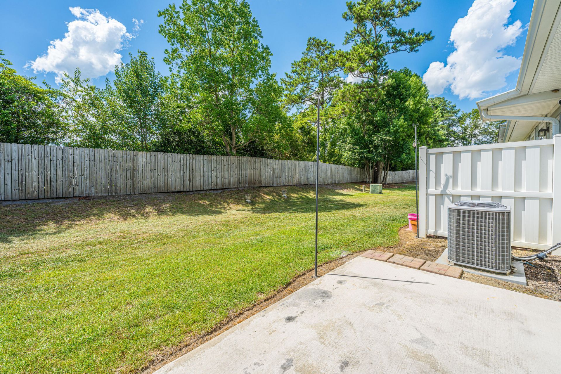 507 Hemingway Circle Photo 26