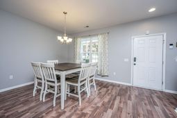 507 Hemingway Circle photo 4
