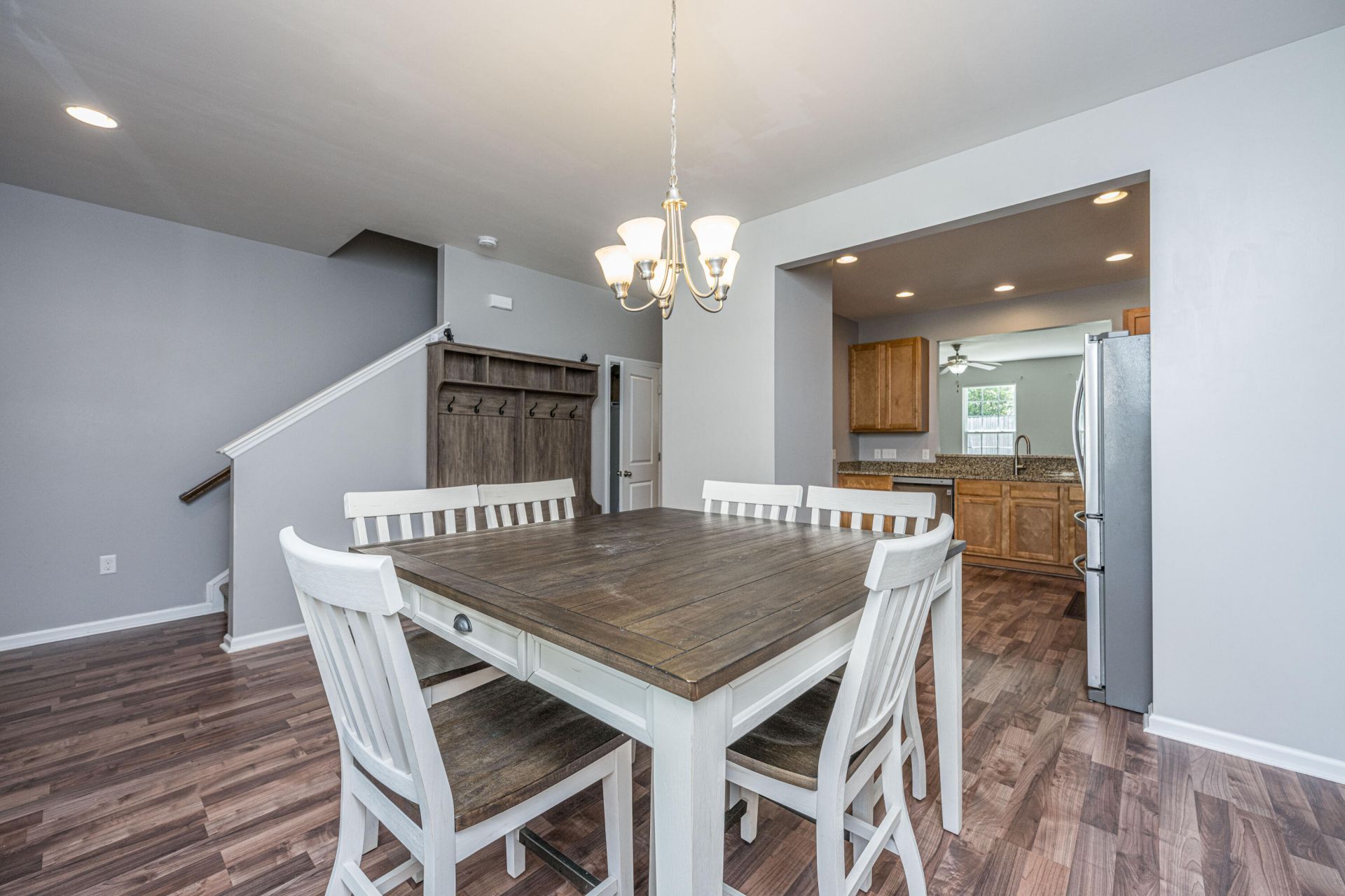 507 Hemingway Circle Photo 7
