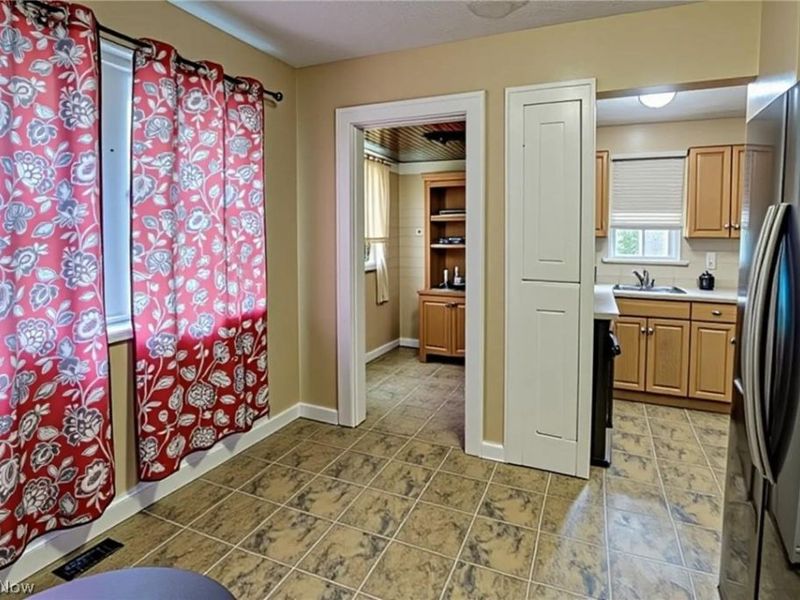 3535 E 108th Street, Cleveland, OH 44105 Photo 9