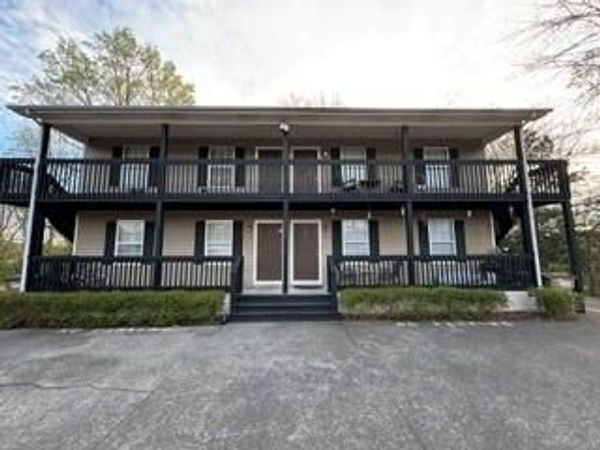 1104 Penrose Drive , Dalton, GA 30720