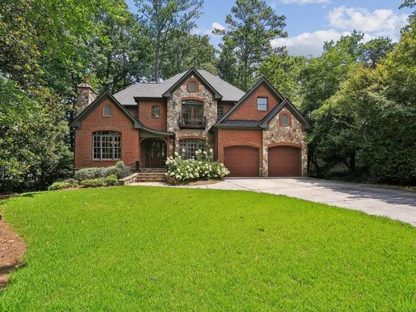 1170 Pine Ridge Road NE, Atlanta, GA 30324