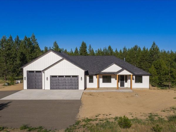 41094 N Gray Owl Ln, Deer Park, WA 99006