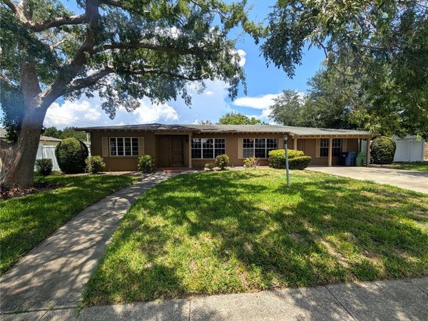 808 N MACDILL AVENUE , TAMPA, FL 33609