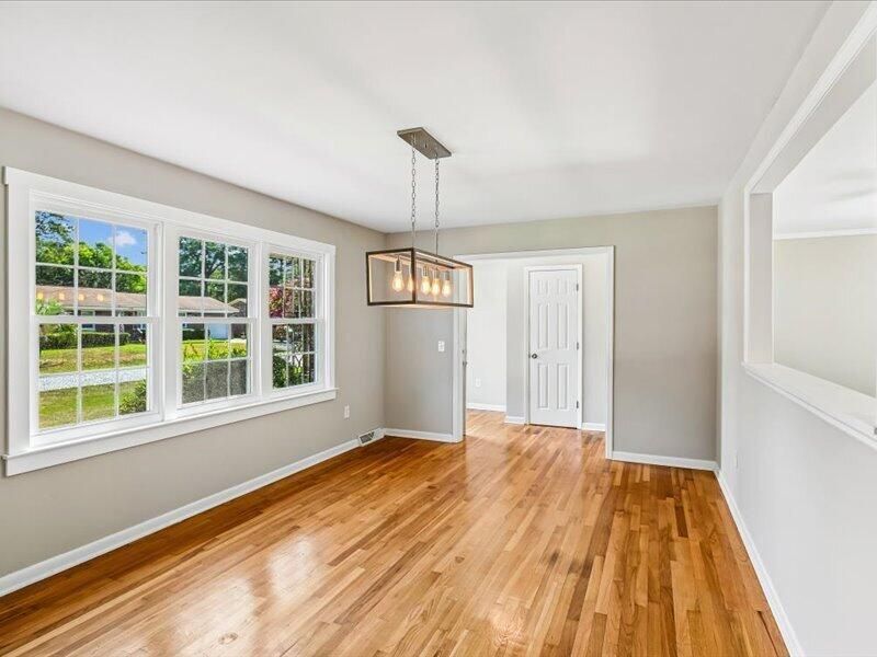 349 Curtiss Avenue Photo 6