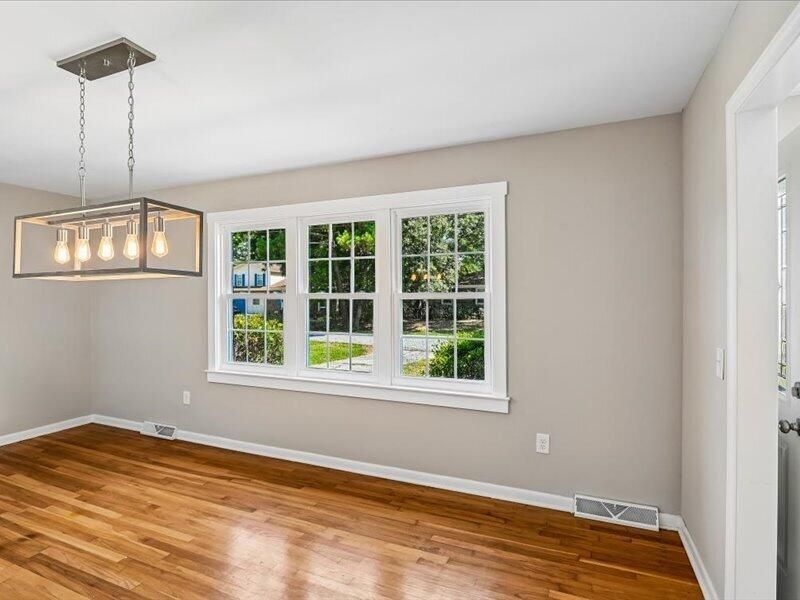 349 Curtiss Avenue Photo 7