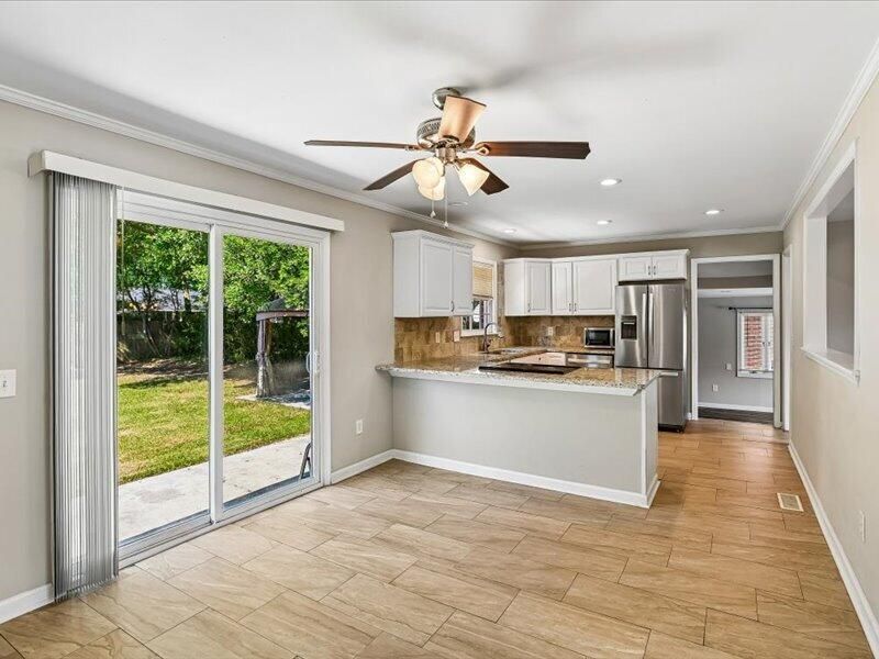 349 Curtiss Avenue Photo 8
