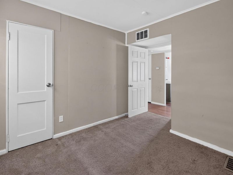 1170 S Hampton Road , Columbus, OH 43227 Photo 16