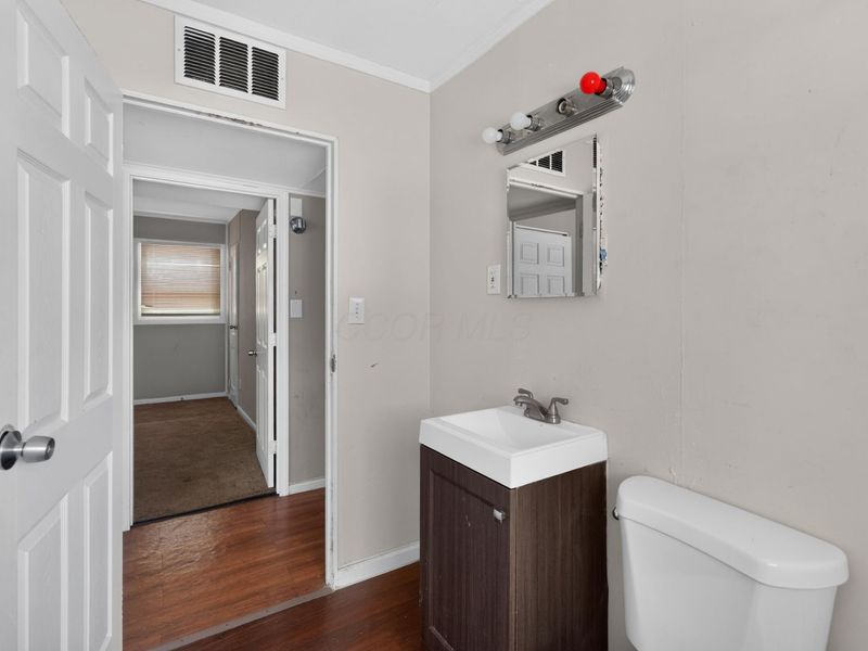 1170 S Hampton Road , Columbus, OH 43227 Photo 18