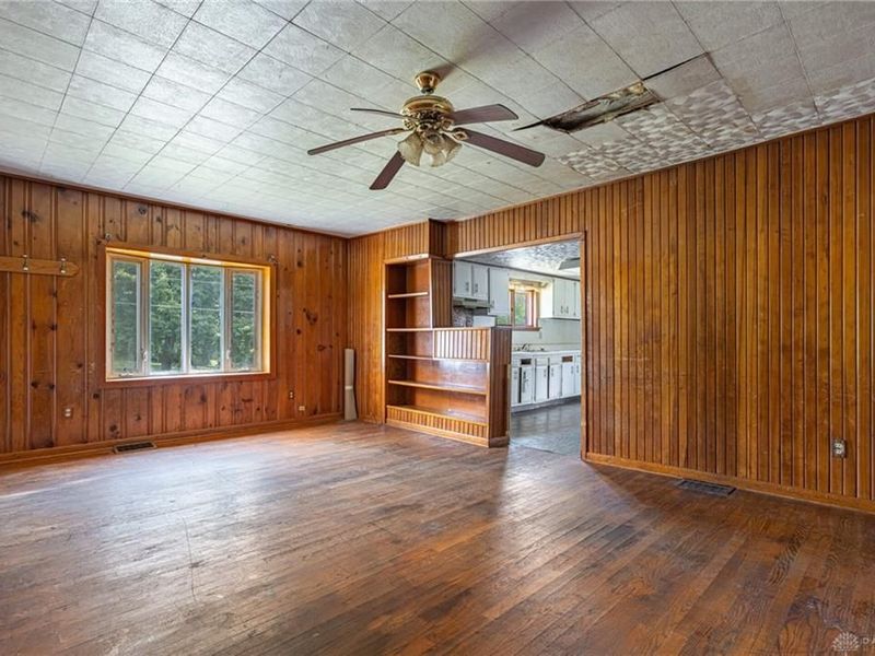 3957 Old Columbus Road, Springfield Township, OH 45503 Photo 4