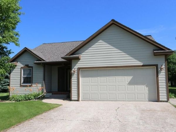 621 6th Street NE, Perham, MN 56573
