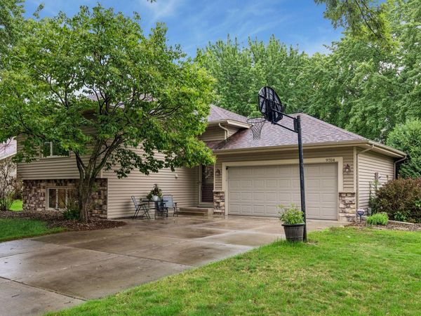 9704 172nd Street W, Lakeville, MN 55044