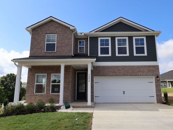 3202 Gravity Drive, Columbia, TN 38401