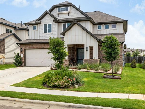 453 Arrowhead Vine ST, Leander, TX 78641