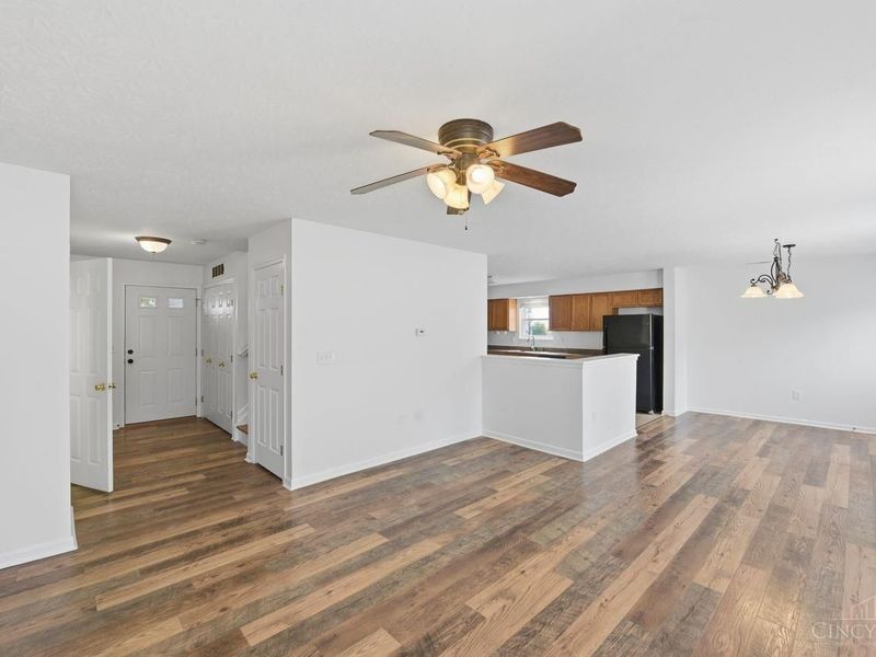 5806 Hall Court, Goshen Twp, OH 45140 Photo 7
