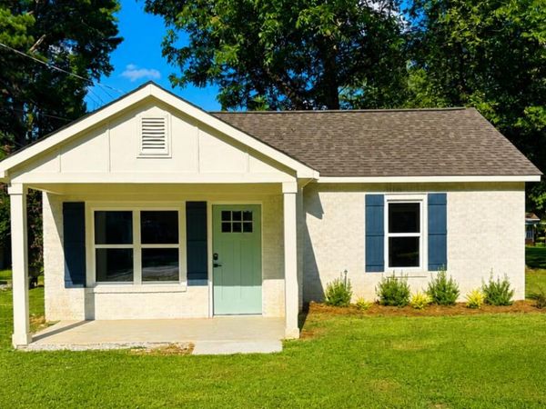313 S 7th St., Amory, MS 38821