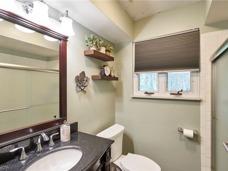 1865 Hartville Road, Mogadore, OH 44260 Photo 10