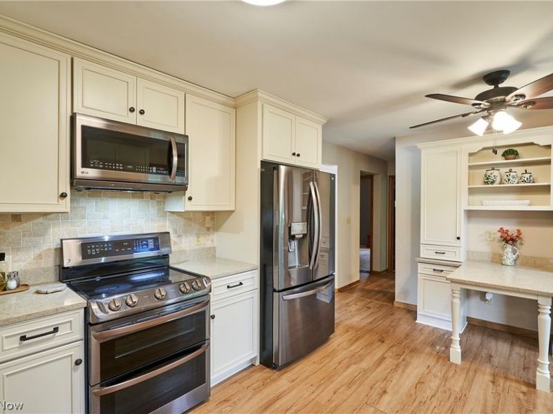 1865 Hartville Road, Mogadore, OH 44260 Photo 4