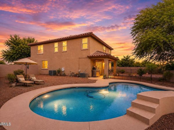 5011 S CARLYLE Drive, Gilbert, AZ 85298
