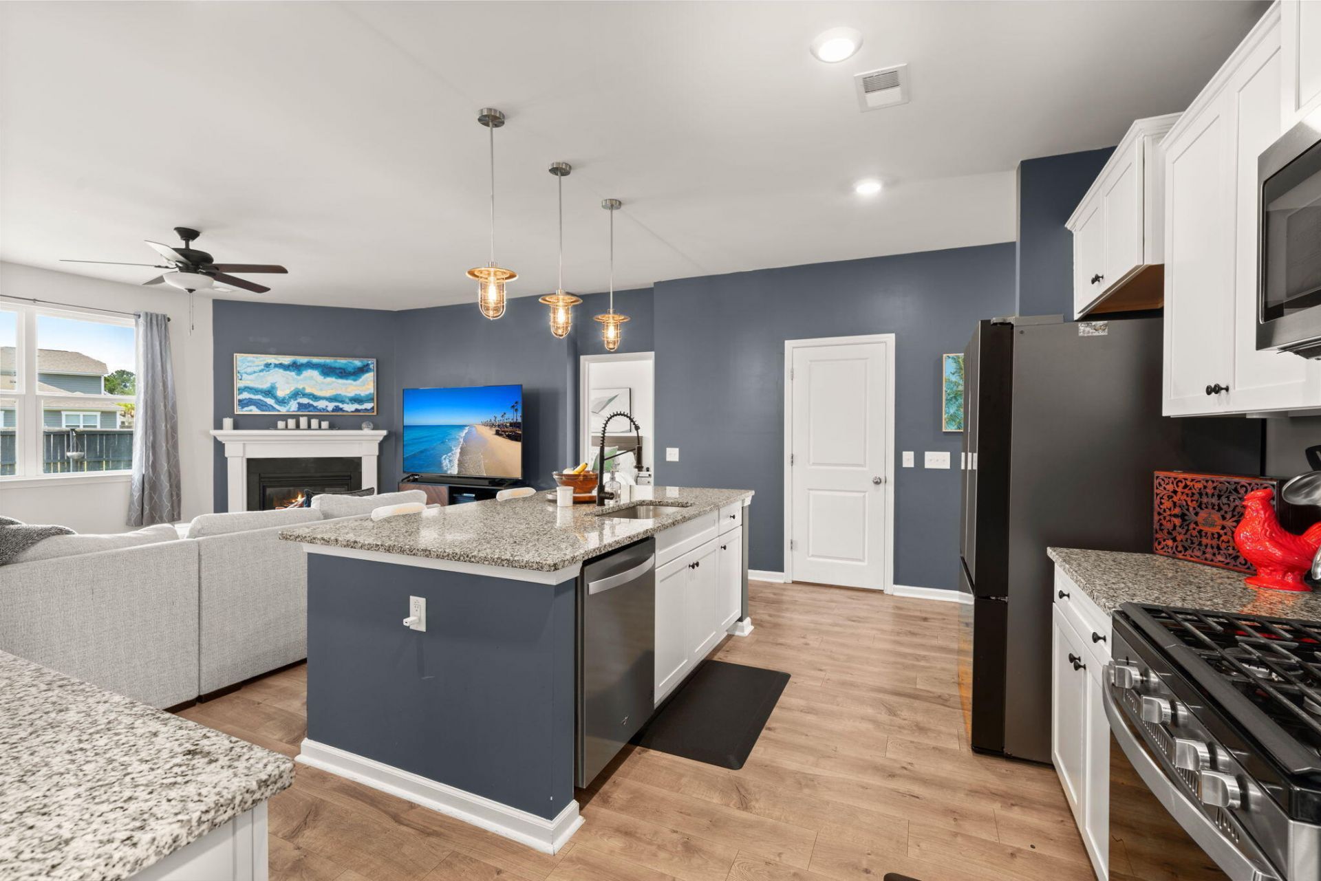 215 Shortmarsh Street Photo 11