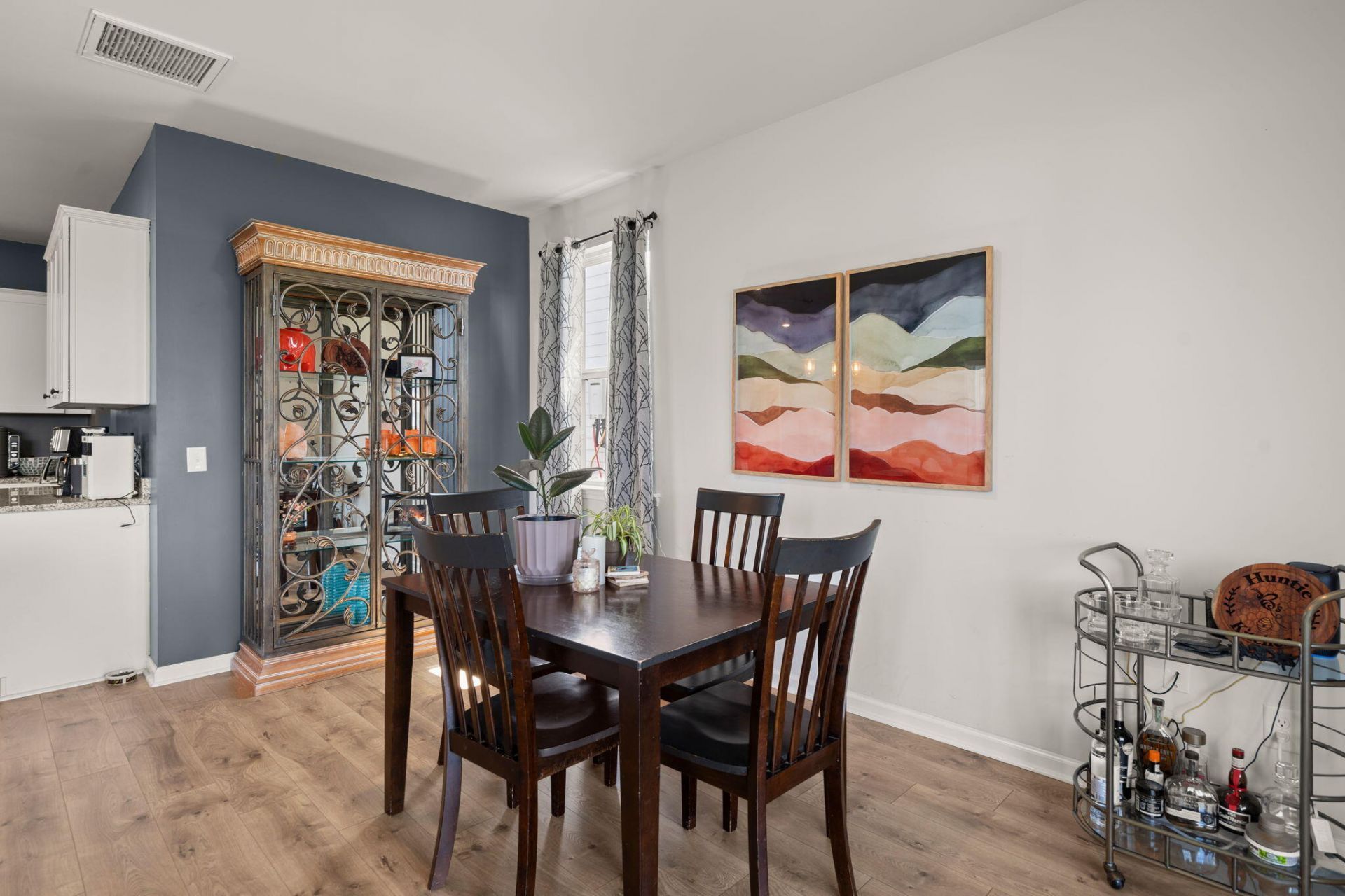 215 Shortmarsh Street Photo 20