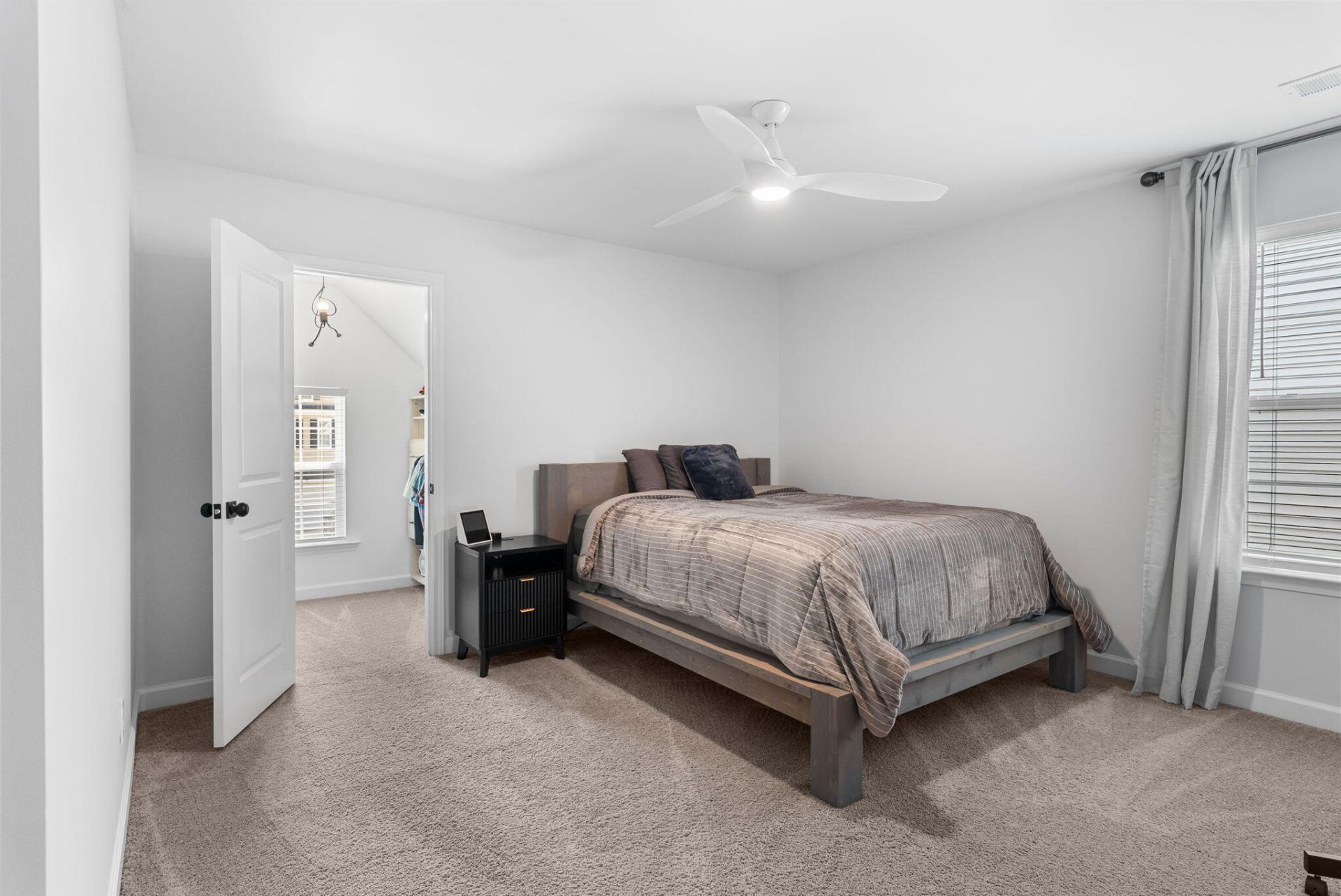 269 Saxony Loop Photo 65