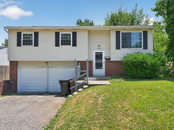 798 Orchard Glen , Columbus, OH 43228