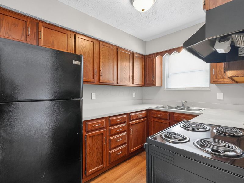 798 Orchard Glen , Columbus, OH 43228 Photo 16