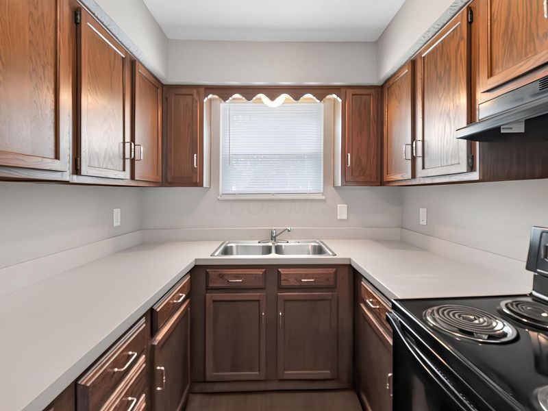 798 Orchard Glen , Columbus, OH 43228 Photo 17