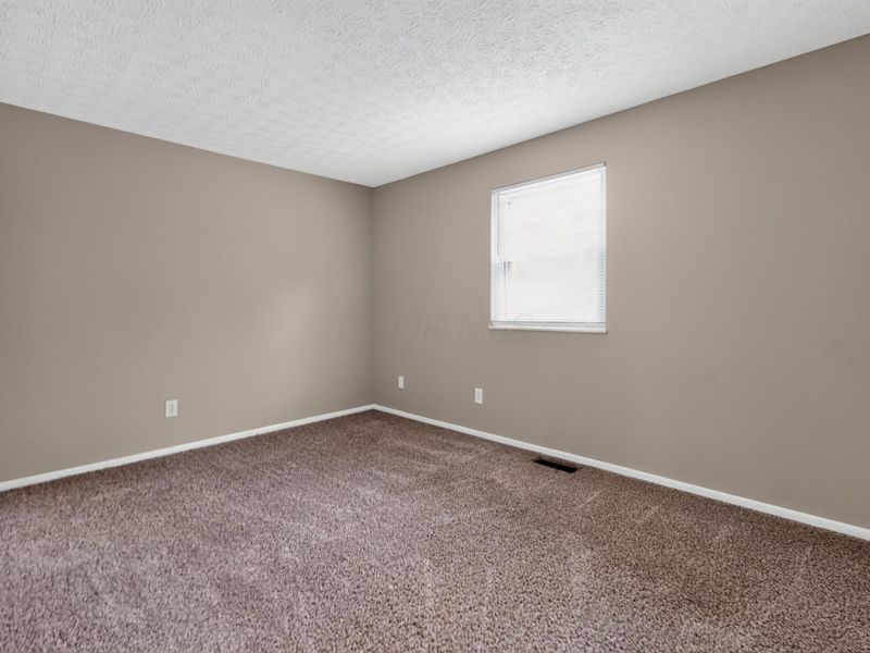 798 Orchard Glen , Columbus, OH 43228 Photo 21