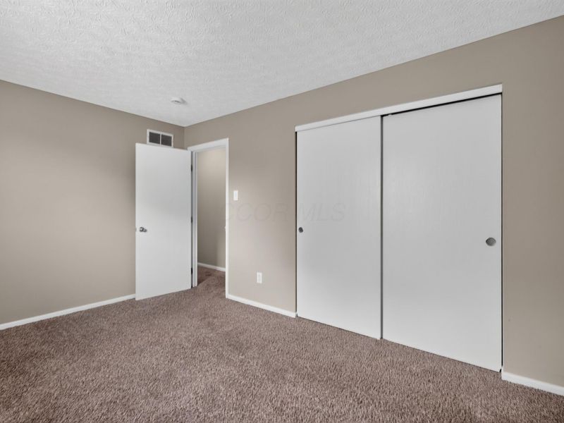 798 Orchard Glen , Columbus, OH 43228 Photo 22