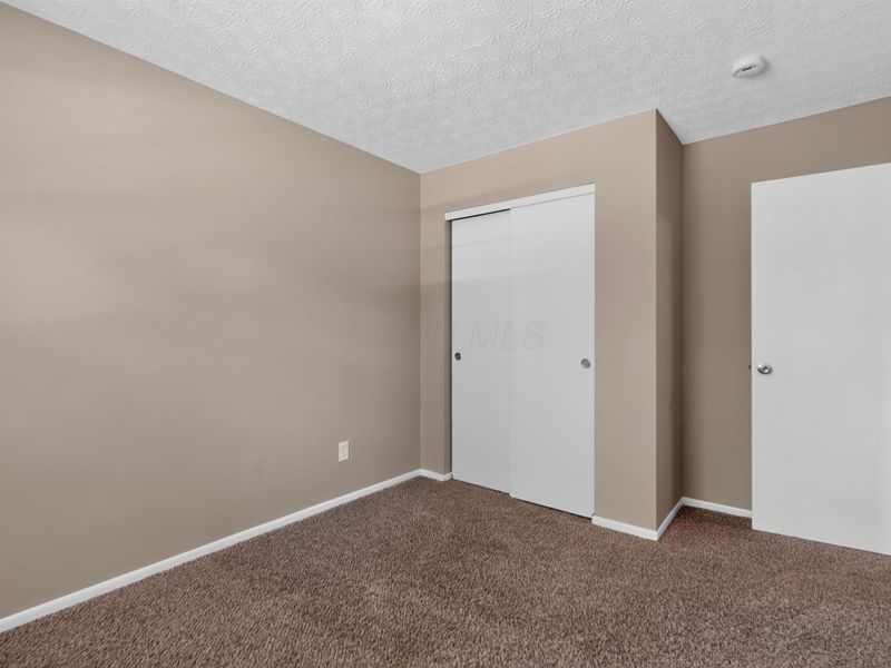 798 Orchard Glen , Columbus, OH 43228 Photo 24