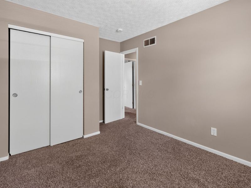 798 Orchard Glen , Columbus, OH 43228 Photo 25