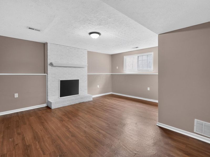 798 Orchard Glen , Columbus, OH 43228 Photo 36