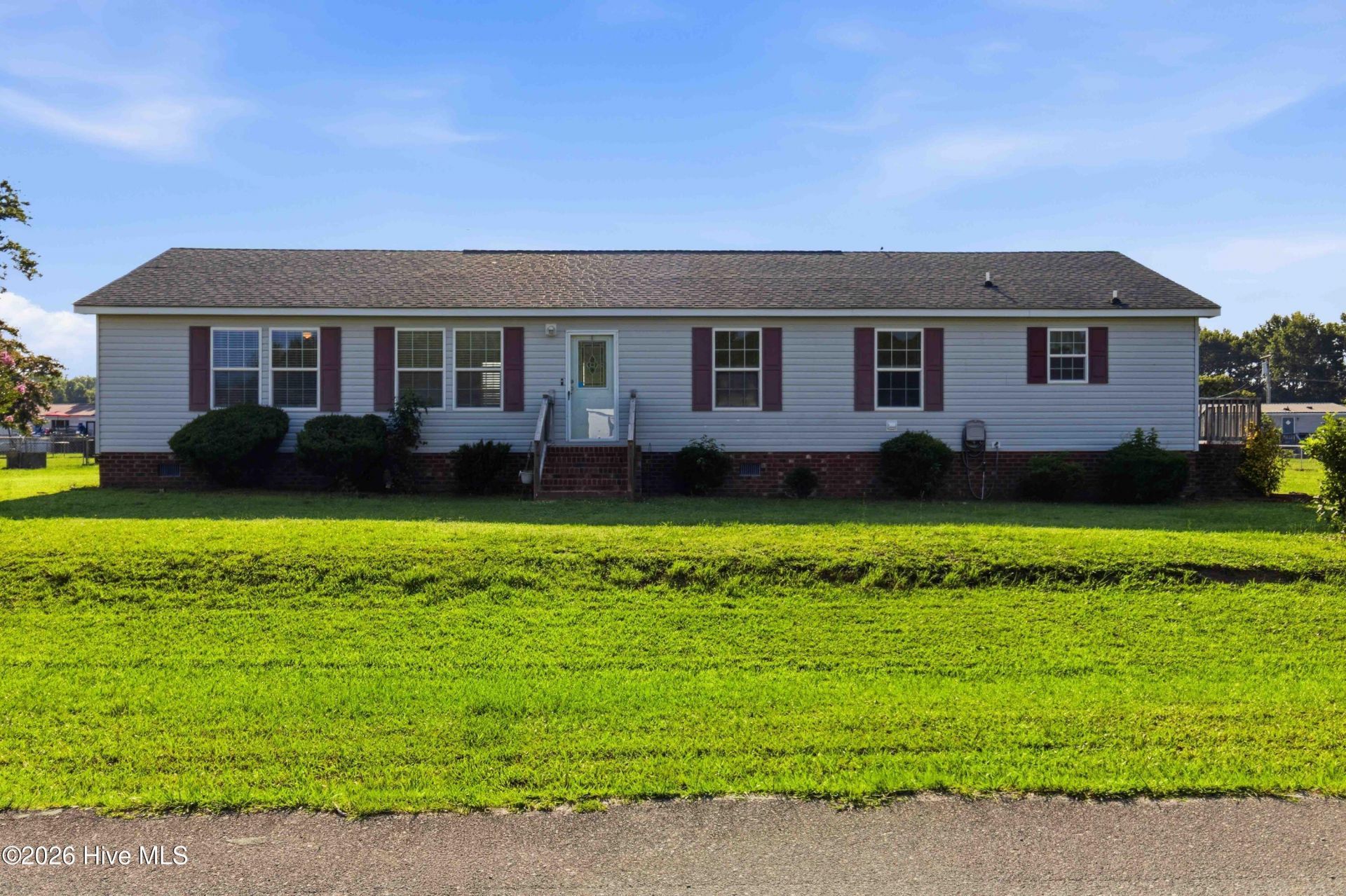 614 Autumn Winds Drive, Goldsboro, NC 27530 Main Photo